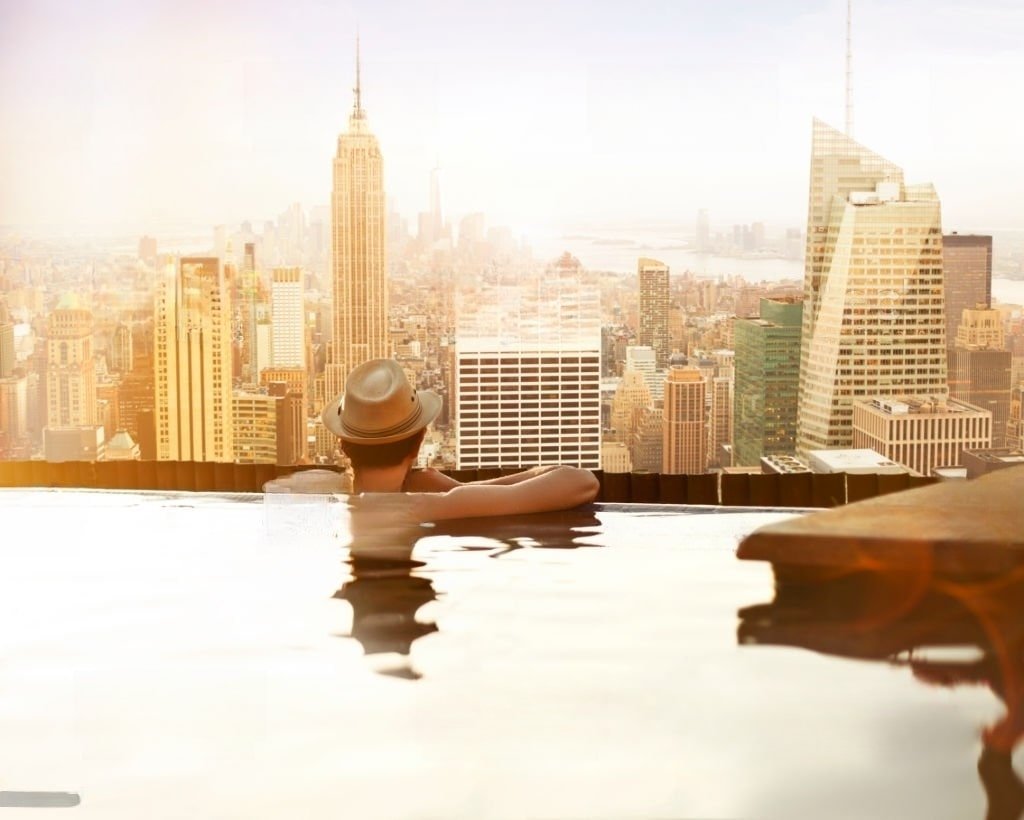 Chicago Hotels With Rooftop Pools Transformed Min 
