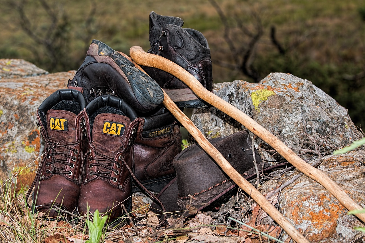 boots hiking walking - Trek In Monsoon