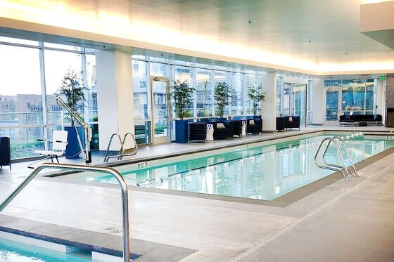 Seattle Hotels with Pools